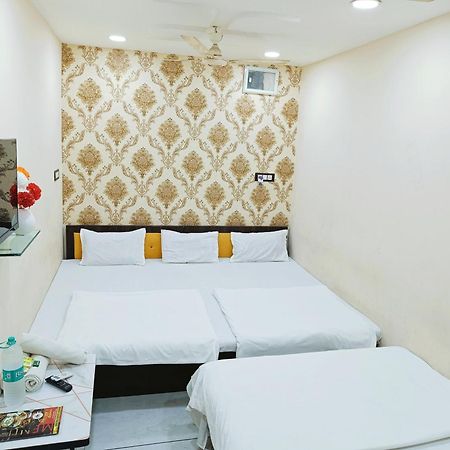 Ginger Hotels Ujjain Tower Kshipra Inn-Family Stay Airconditioned Hotel Ngoại thất bức ảnh