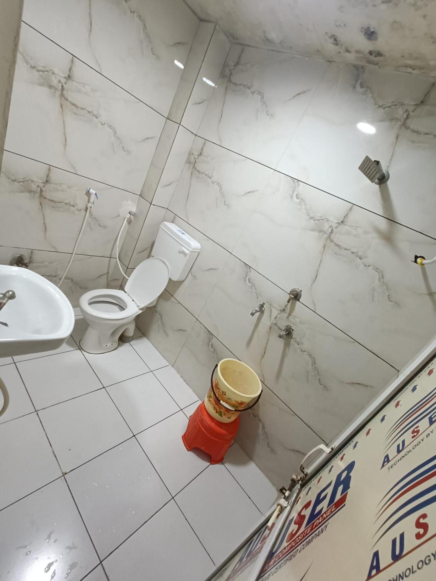 Ginger Hotels Ujjain Tower Kshipra Inn-Family Stay Airconditioned Hotel Ngoại thất bức ảnh