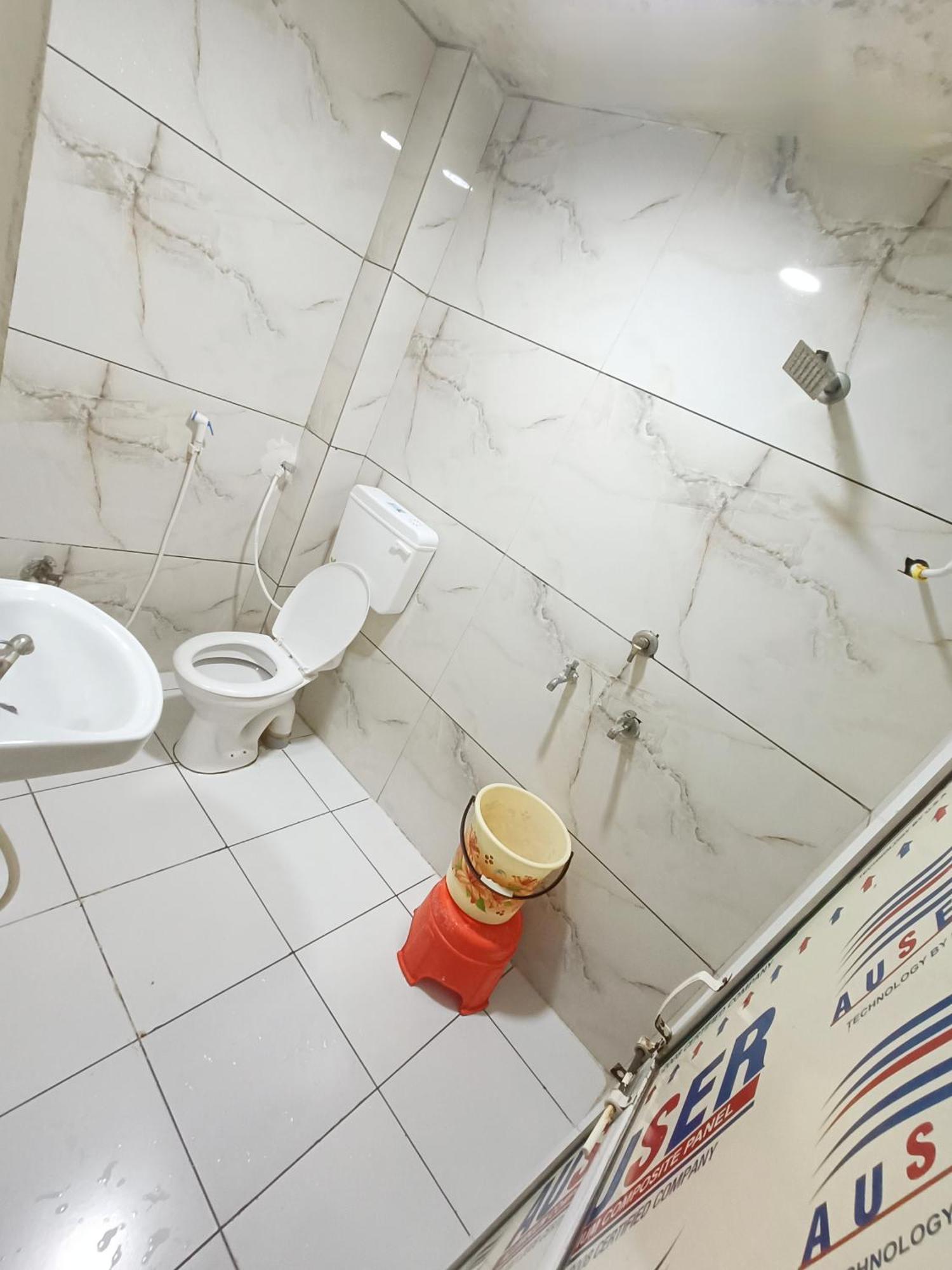 Ginger Hotels Ujjain Tower Kshipra Inn-Family Stay Airconditioned Hotel Ngoại thất bức ảnh
