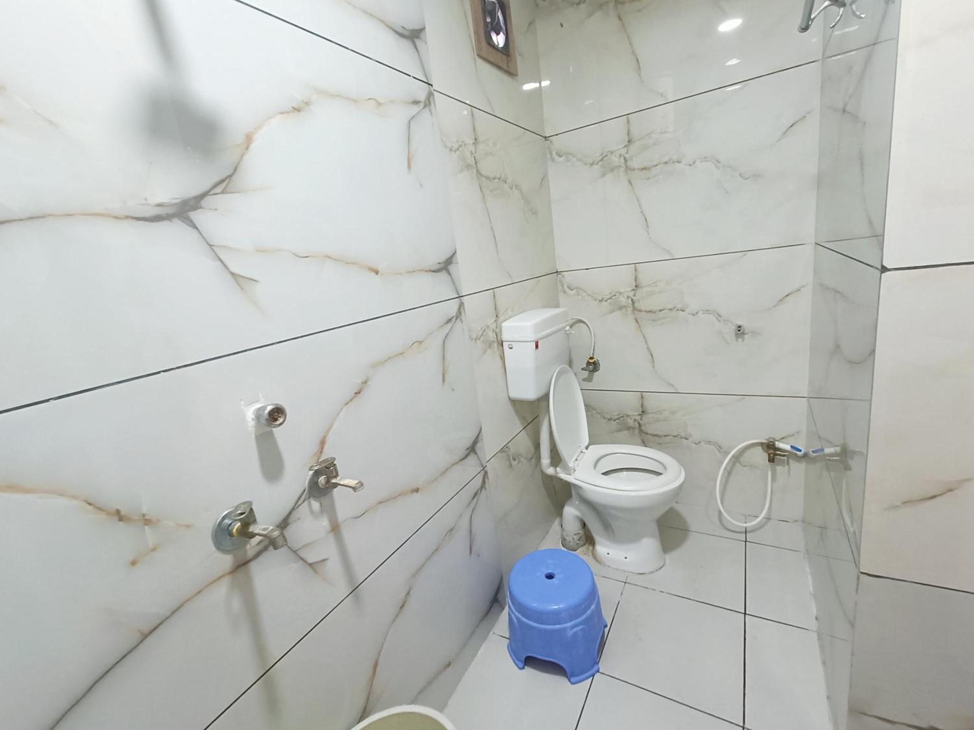 Ginger Hotels Ujjain Tower Kshipra Inn-Family Stay Airconditioned Hotel Ngoại thất bức ảnh